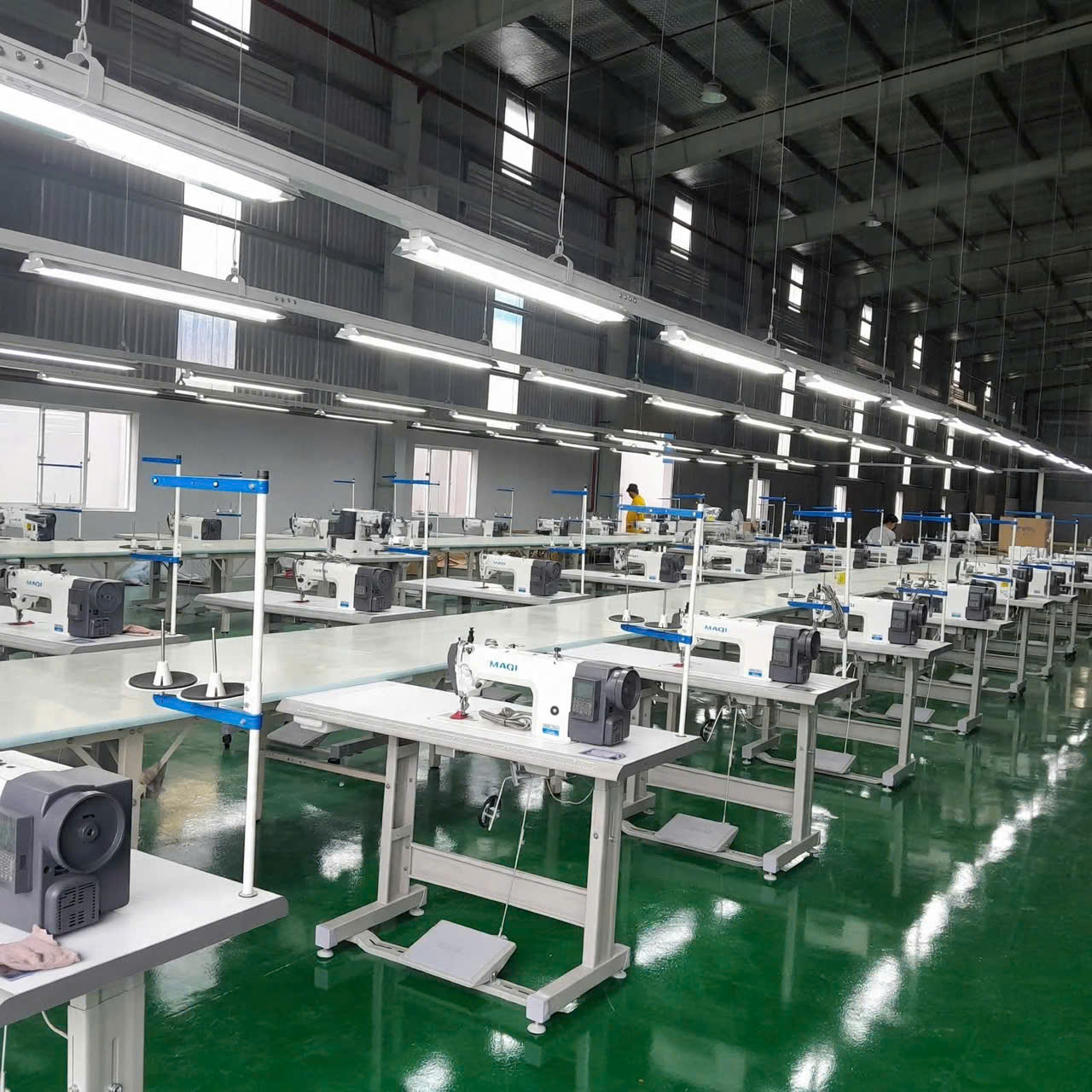 THI CÔNG ĐIỆN XƯỞNG MAY