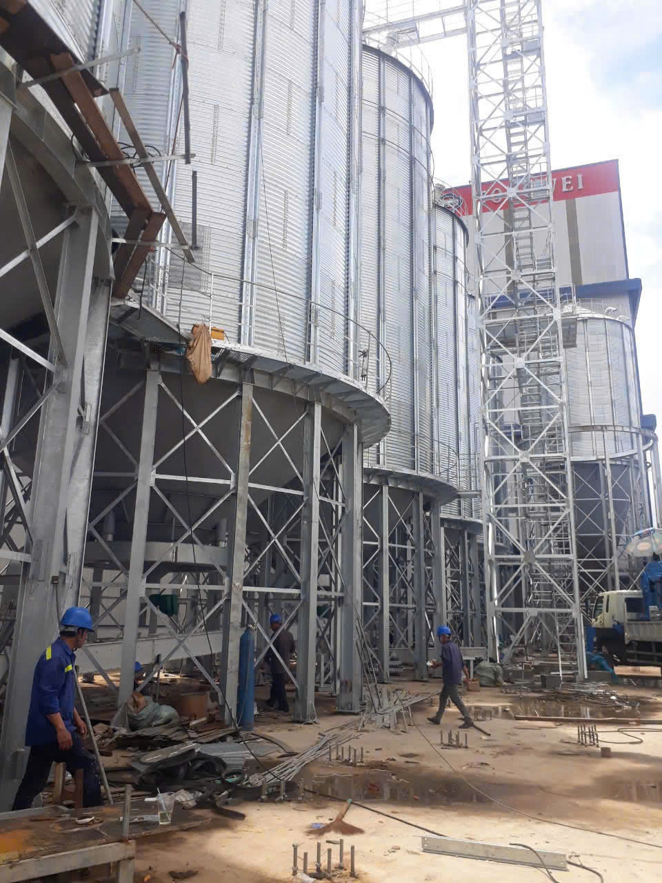 THI CÔNG ĐIỆN NHÀ XƯỞNG1